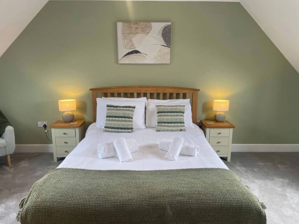 3 bedrooms, individually decorated, individually furnished, free WiFi