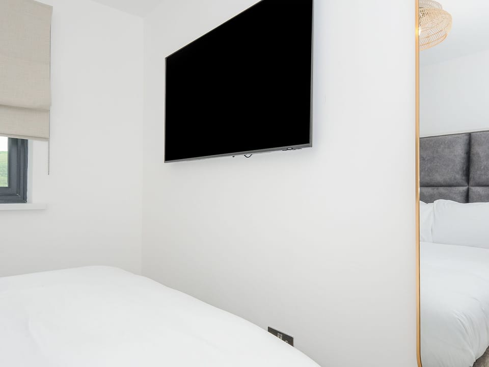 2 bedrooms, individually decorated, individually furnished, free WiFi