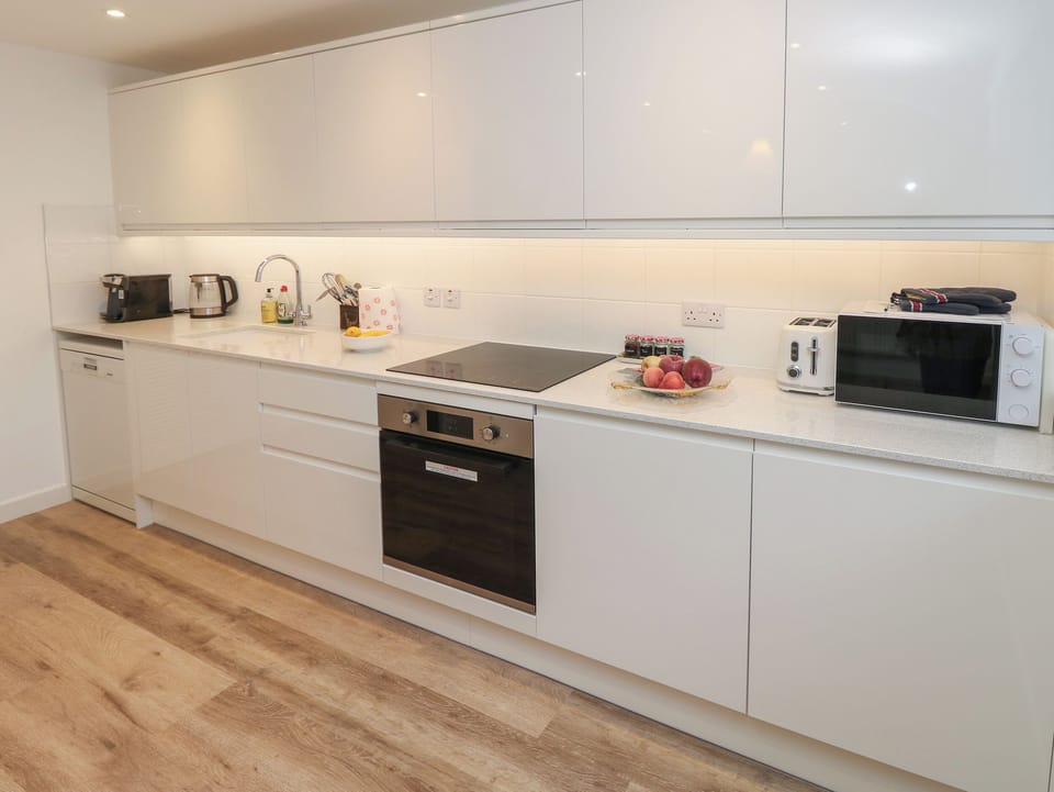 Fridge, dishwasher, electric kettle, toaster