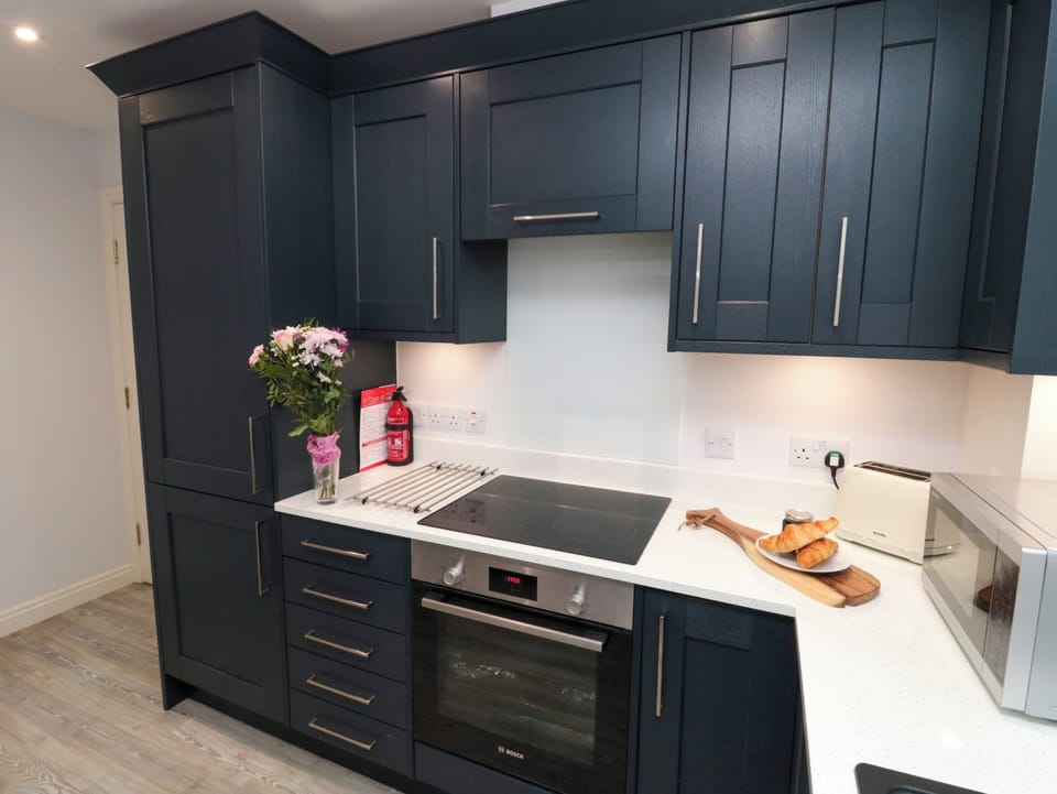 Fridge, dishwasher, electric kettle, toaster