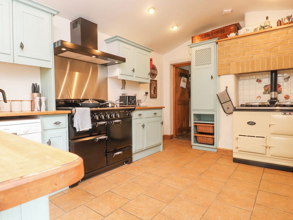 Fridge, dishwasher, electric kettle, toaster