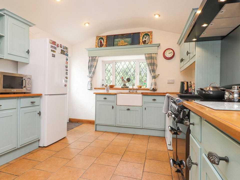 Fridge, dishwasher, electric kettle, toaster