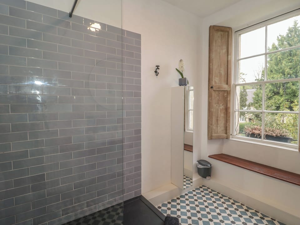 Southbank Cottage in Bath