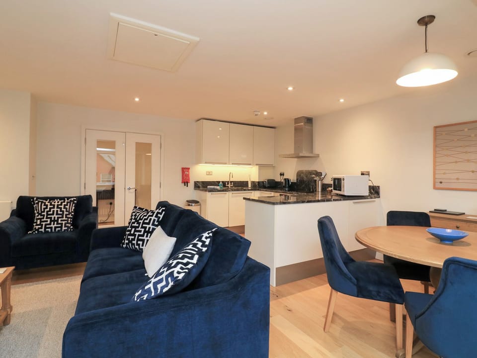 Cottage | Interior