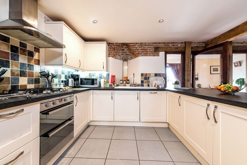 Fridge, dishwasher, electric kettle, toaster
