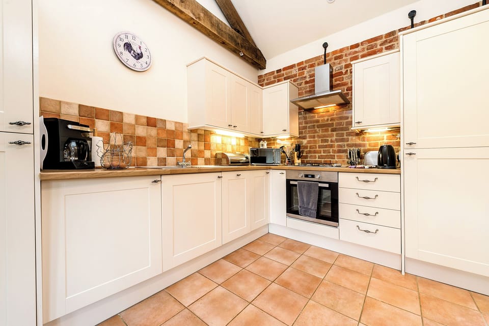 Fridge, dishwasher, electric kettle, toaster
