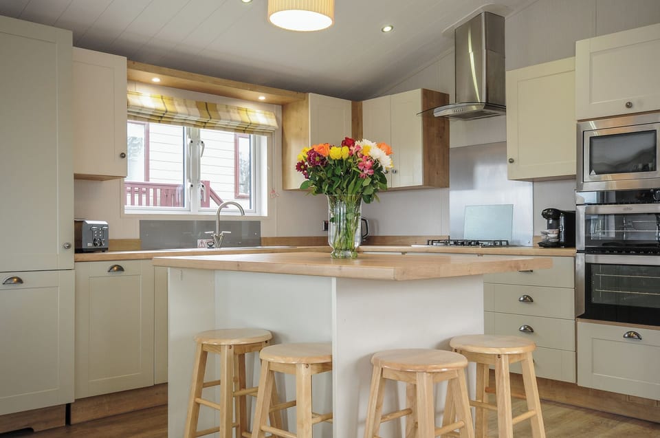 Fridge, dishwasher, electric kettle, toaster
