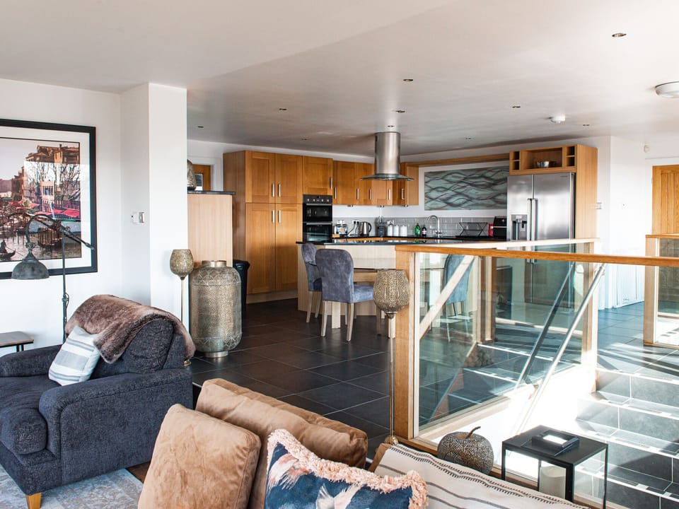 Cottage | Interior