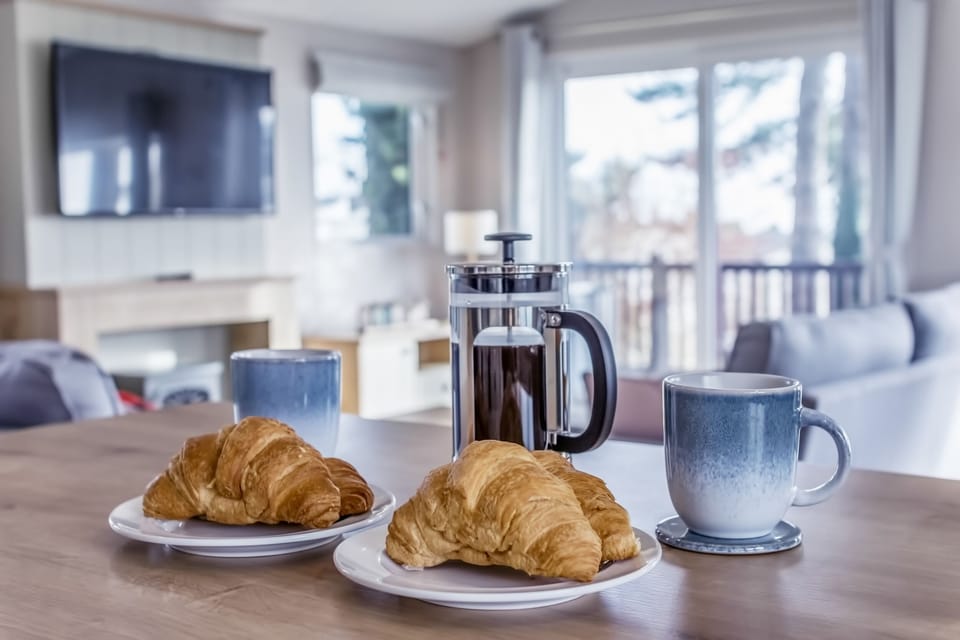 Cottage | Breakfast meal