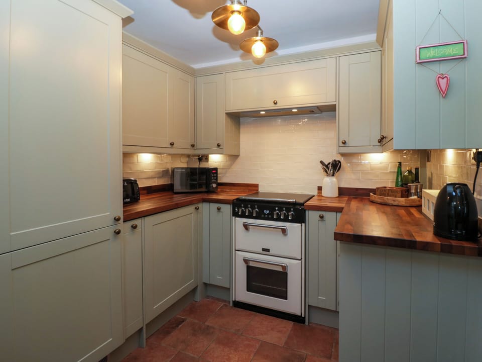 Fridge, dishwasher, electric kettle, toaster