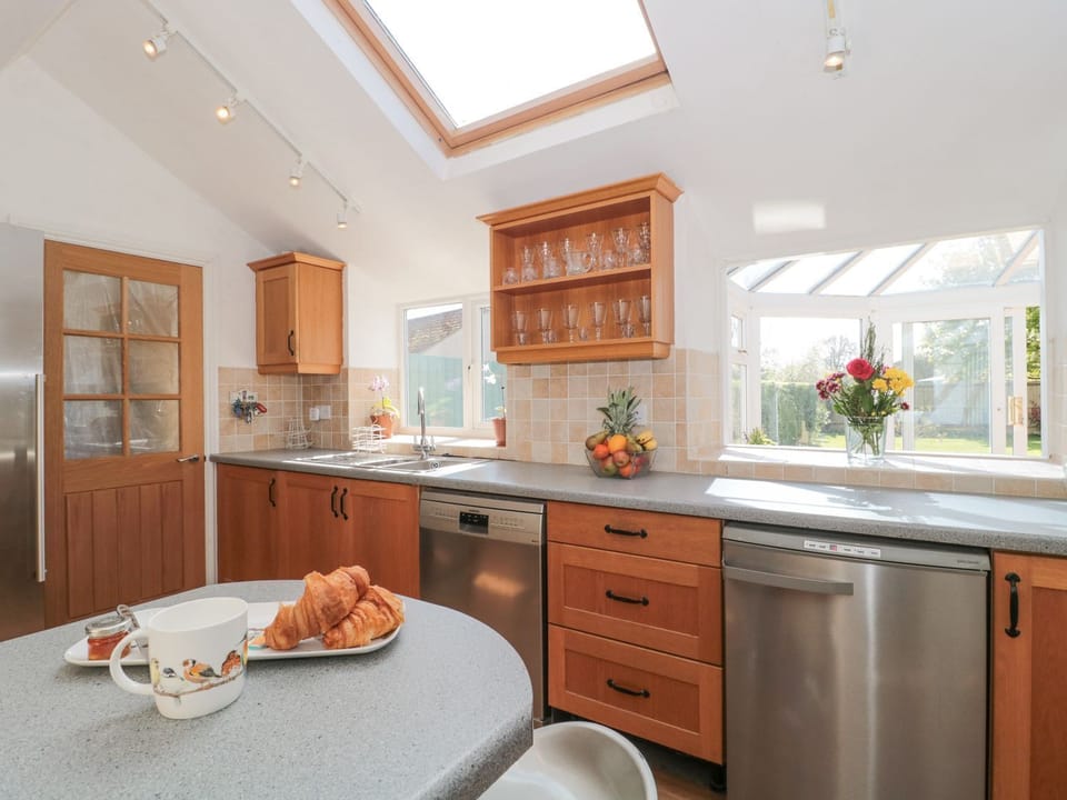 Fridge, dishwasher, electric kettle, toaster