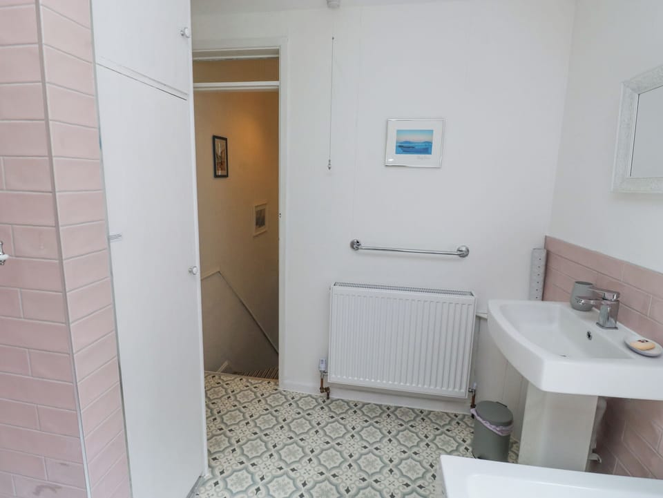 14 Ferndale Cottage in Dartmouth