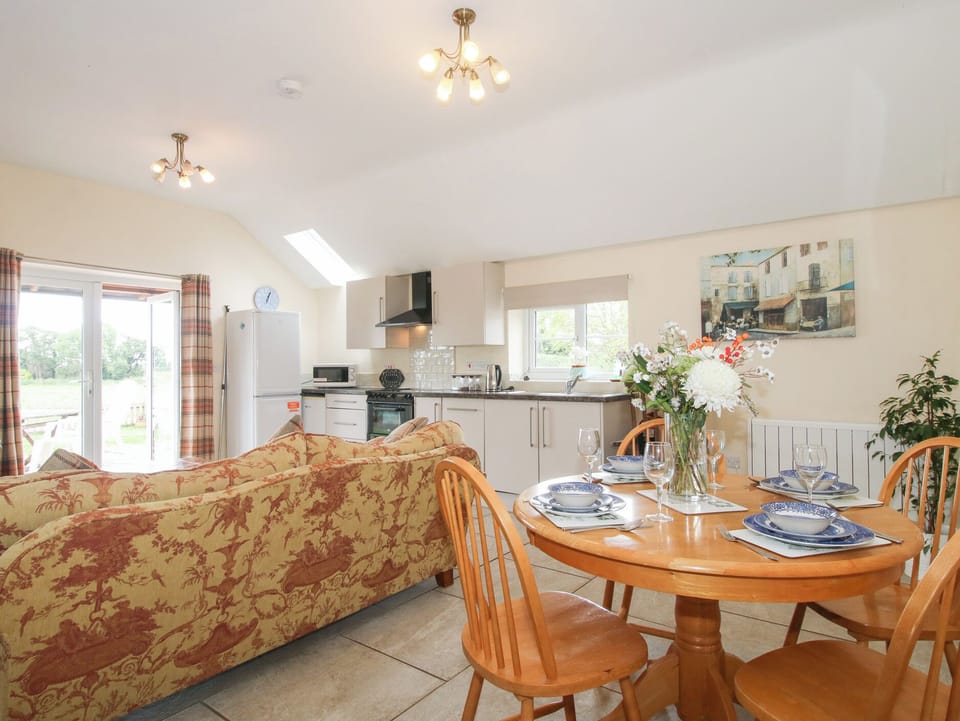 Cottage | Interior