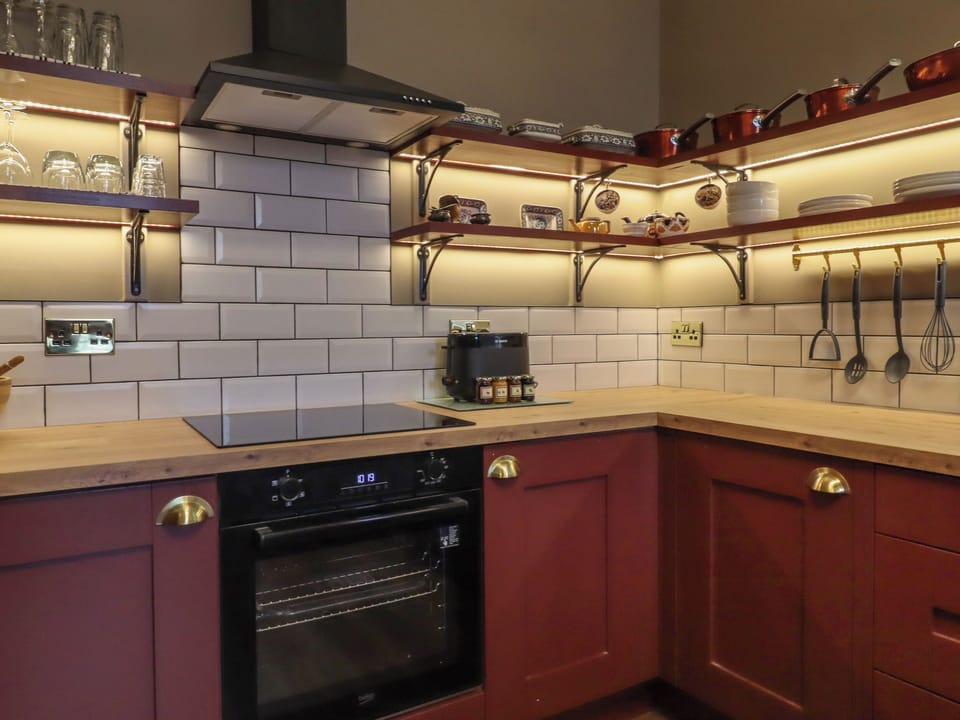 Fridge, dishwasher, electric kettle, toaster