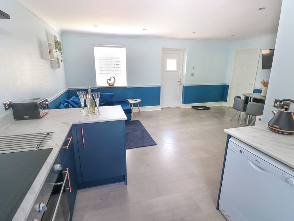 Fridge, dishwasher, electric kettle, toaster