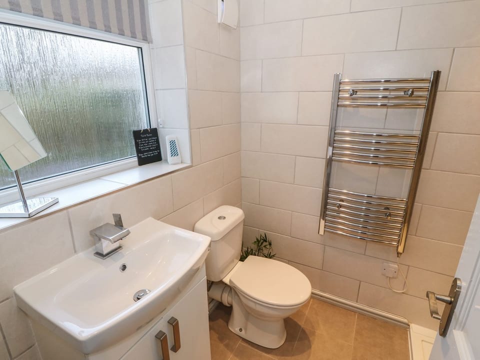 Camwy Cottage in Llanddaniel Fab