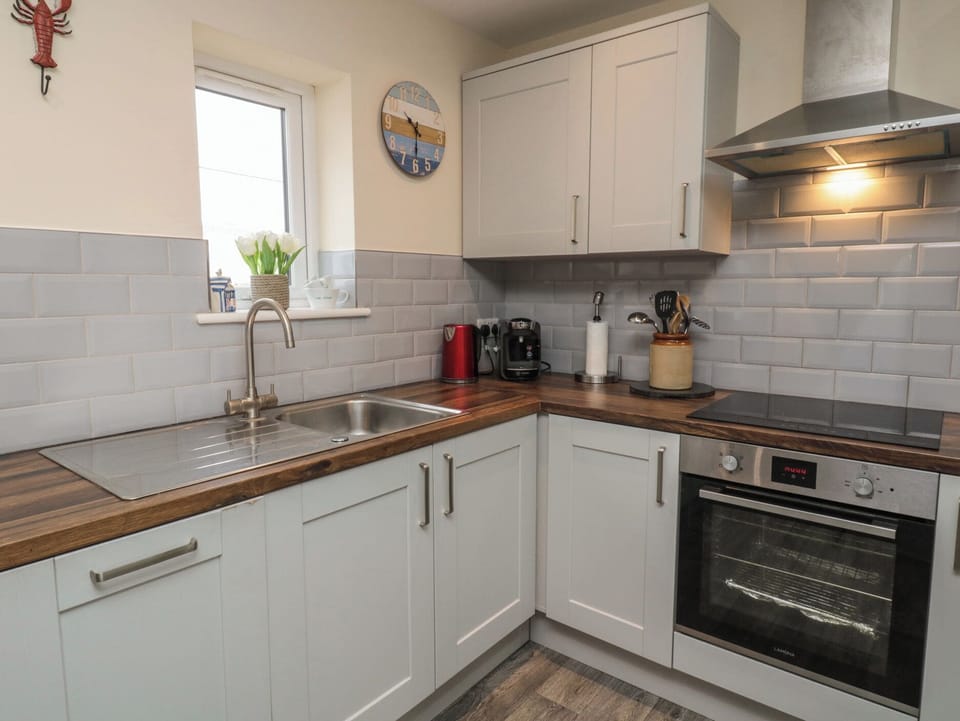 Fridge, dishwasher, electric kettle, toaster