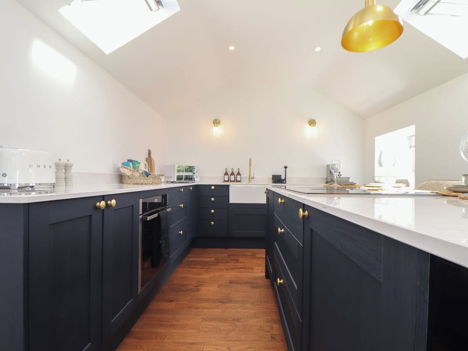 Fridge, dishwasher, electric kettle, toaster