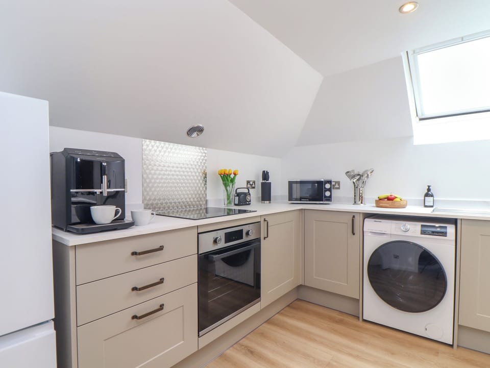 Fridge, dishwasher, electric kettle, toaster
