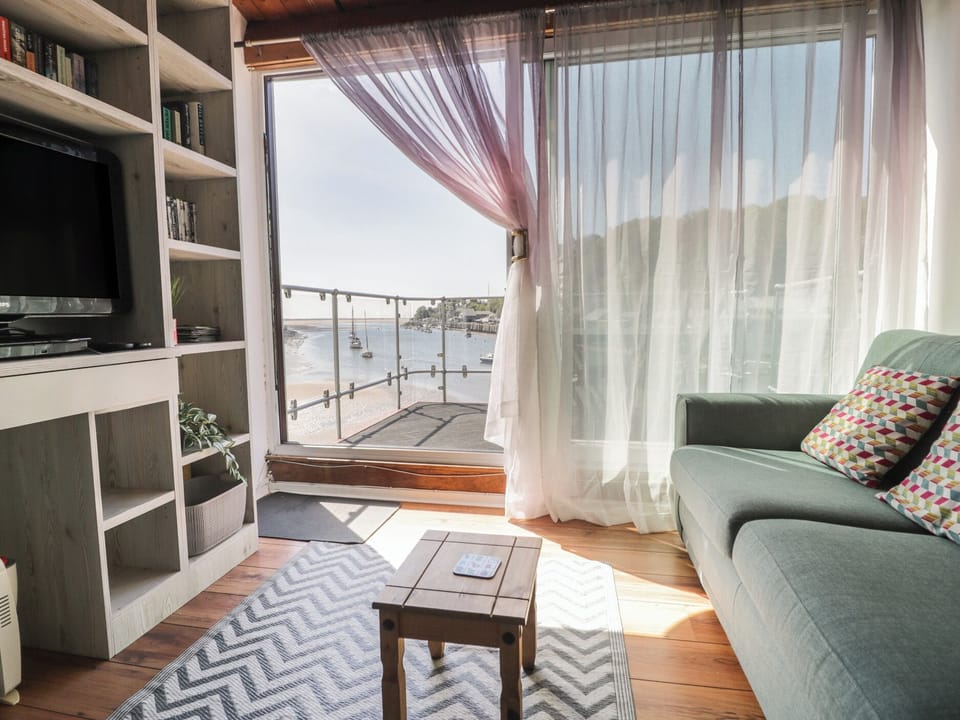 Cottage | Living area