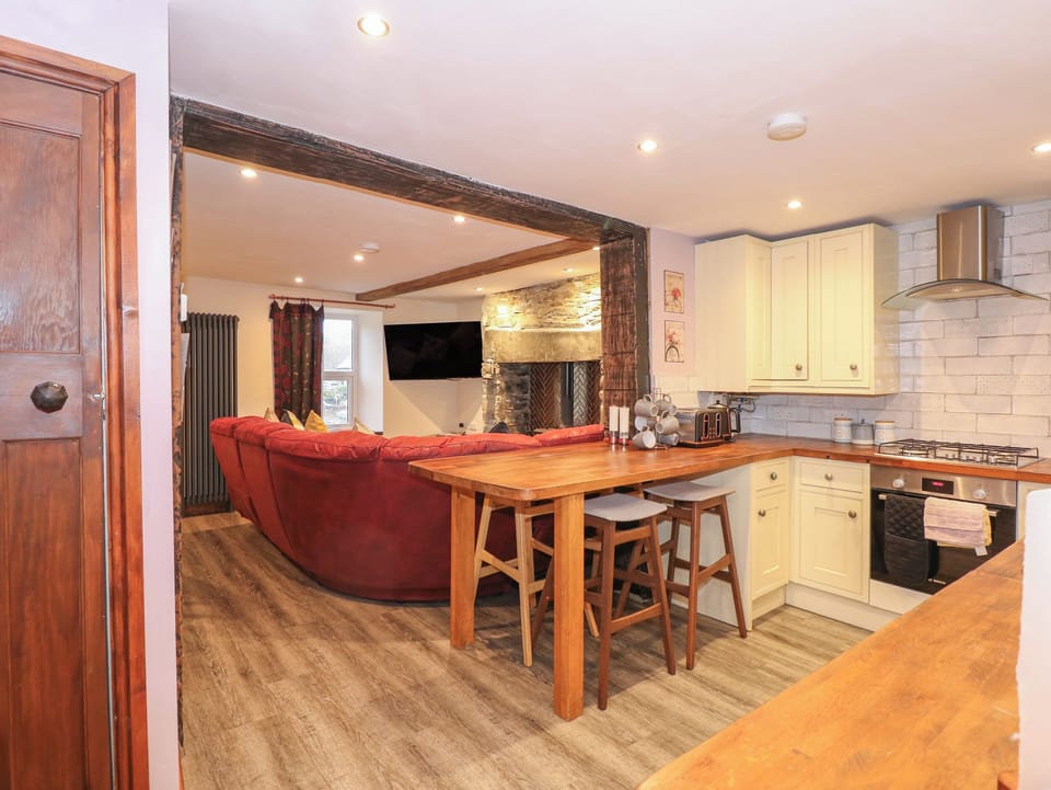 Fridge, dishwasher, electric kettle, toaster