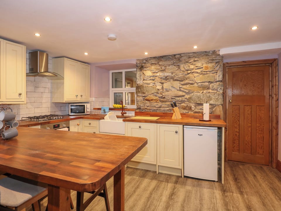Fridge, dishwasher, electric kettle, toaster