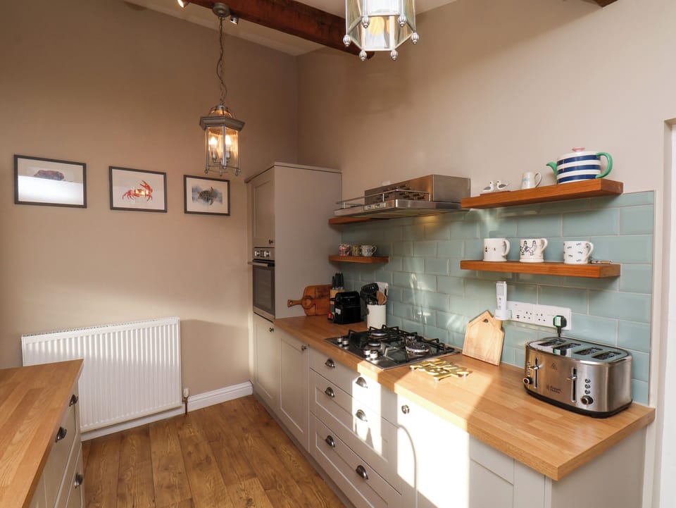 Fridge, dishwasher, electric kettle, toaster