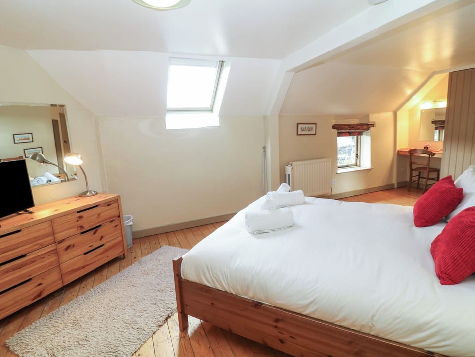 1 bedroom, individually decorated, individually furnished, free WiFi