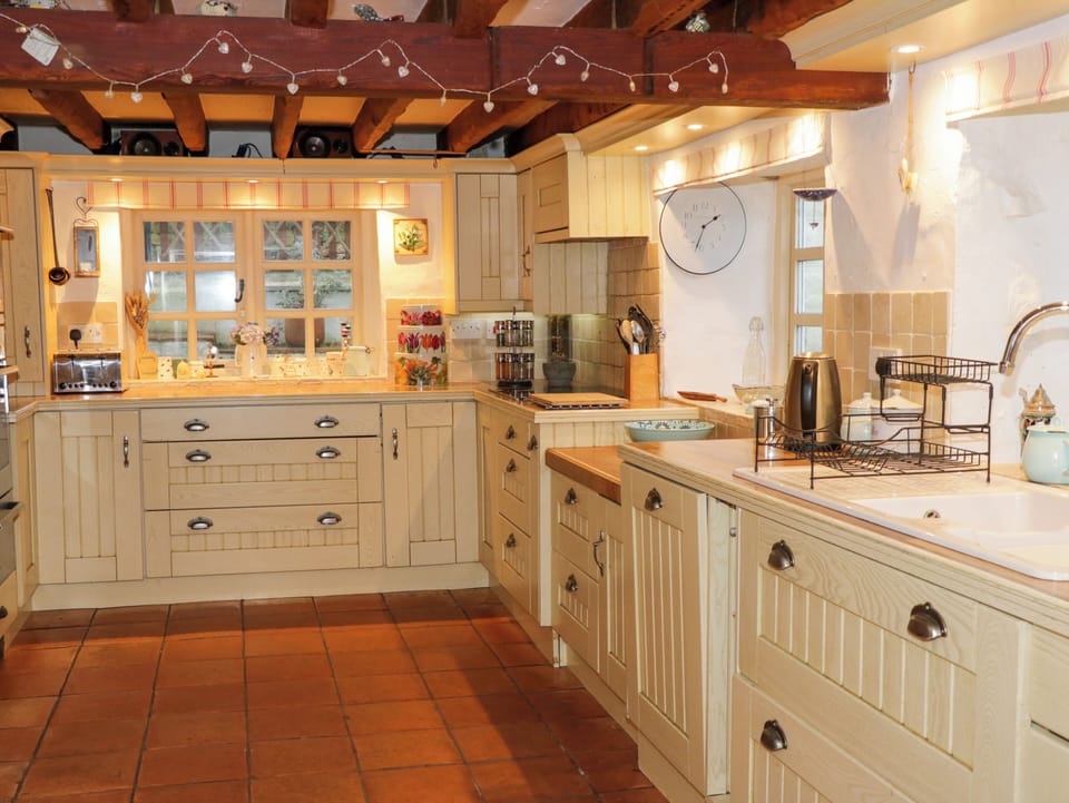 Fridge, dishwasher, electric kettle, toaster