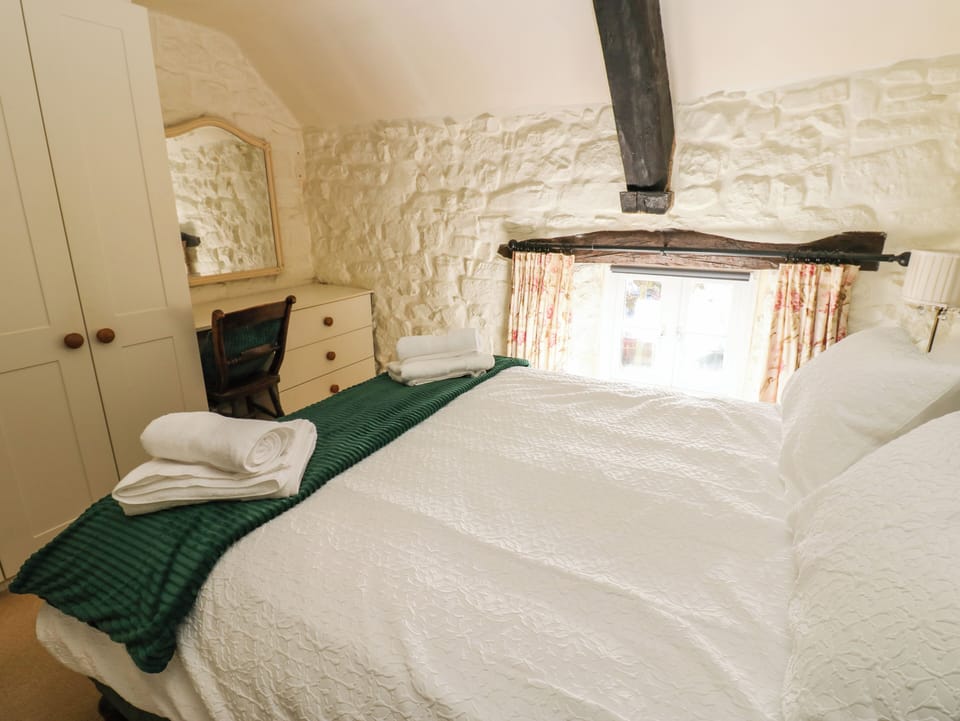 Rose Hip Cottage Cottage in England