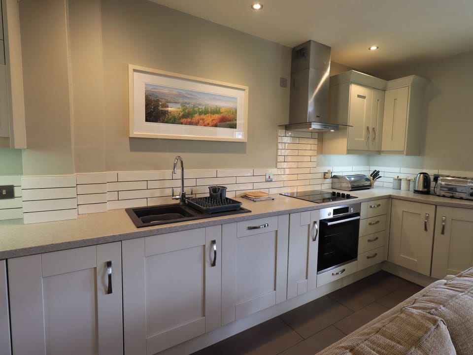 Fridge, dishwasher, electric kettle, toaster