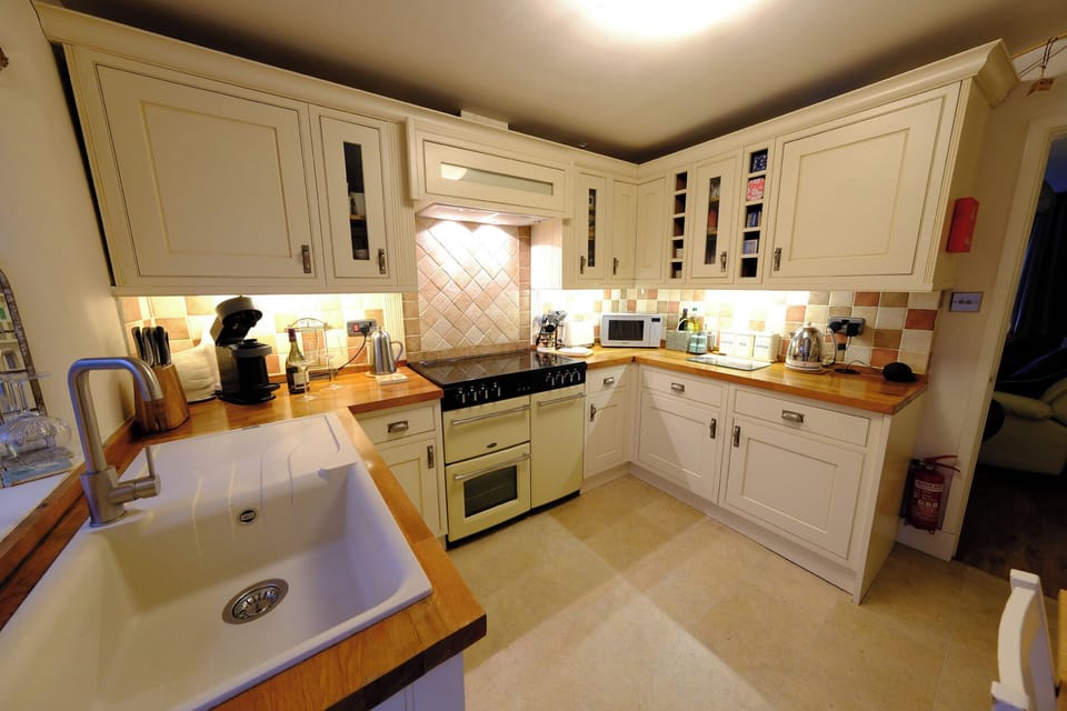 Cottage | Interior