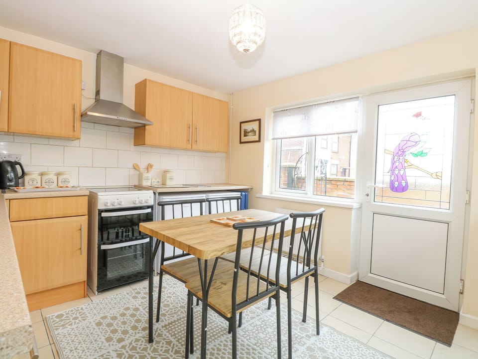 Fridge, dishwasher, electric kettle, toaster