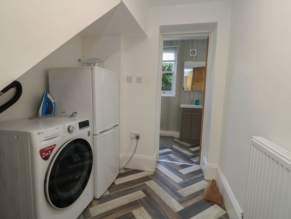Flat 1 - Sandbanks Cottage in Bournemouth