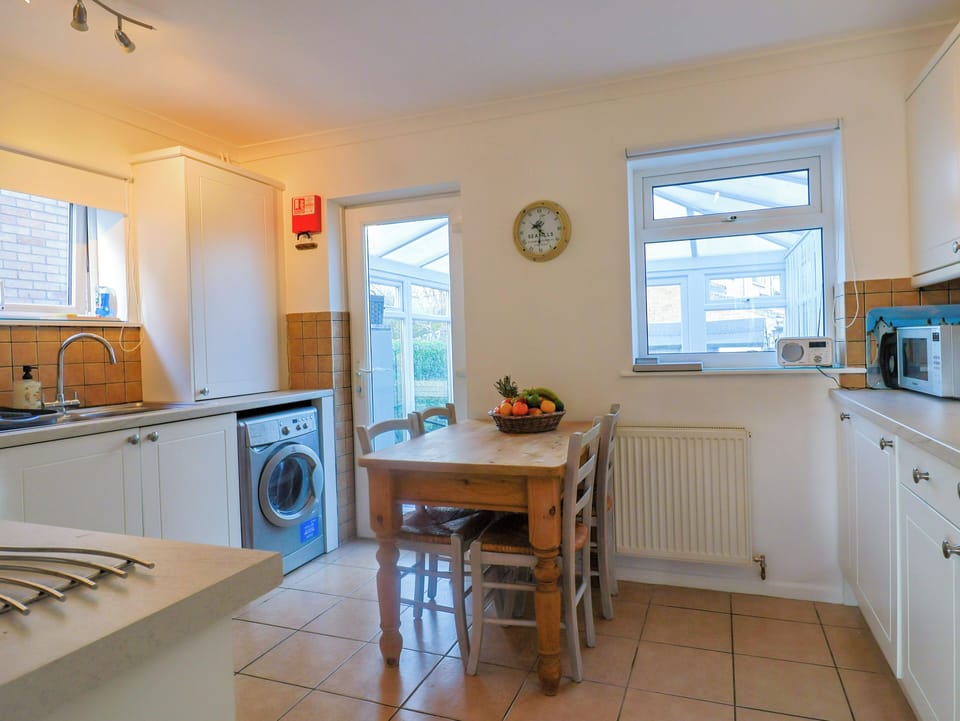 Fridge, dishwasher, electric kettle, toaster