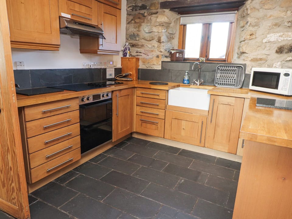 Fridge, dishwasher, electric kettle, toaster