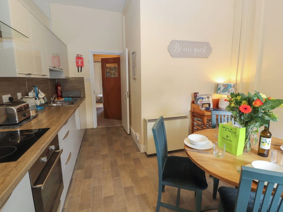 Fridge, dishwasher, electric kettle, toaster