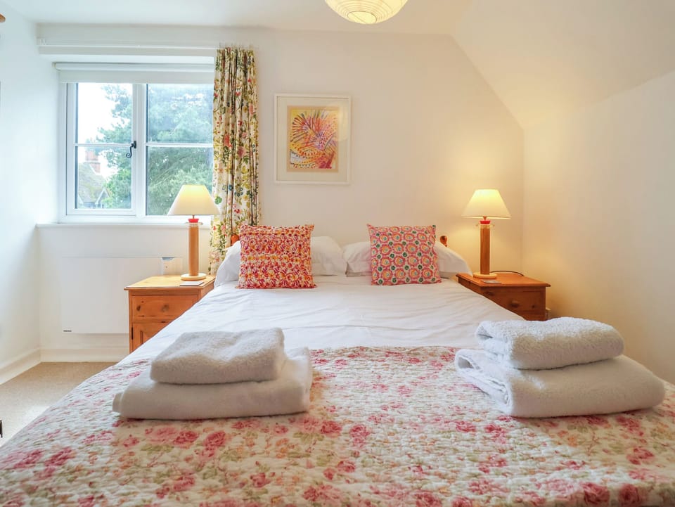 1 Market Hill Cottage in Suffolk Coastal District