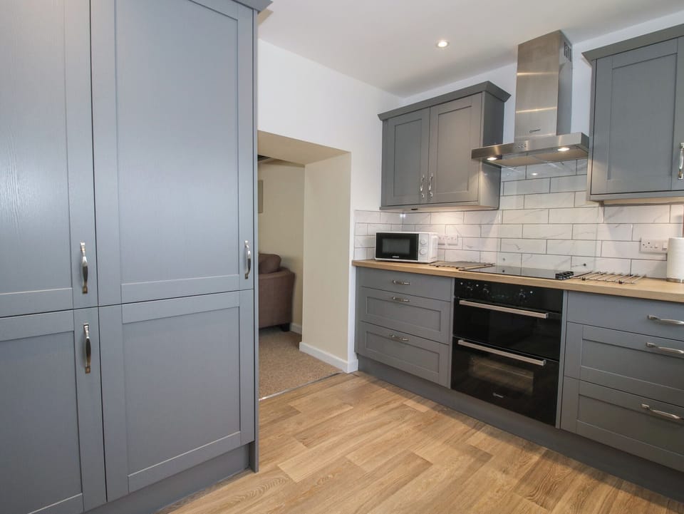Fridge, dishwasher, electric kettle, toaster