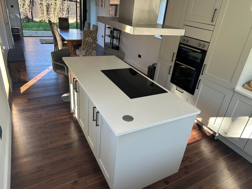 Fridge, dishwasher, toaster, cookware/dishes/utensils