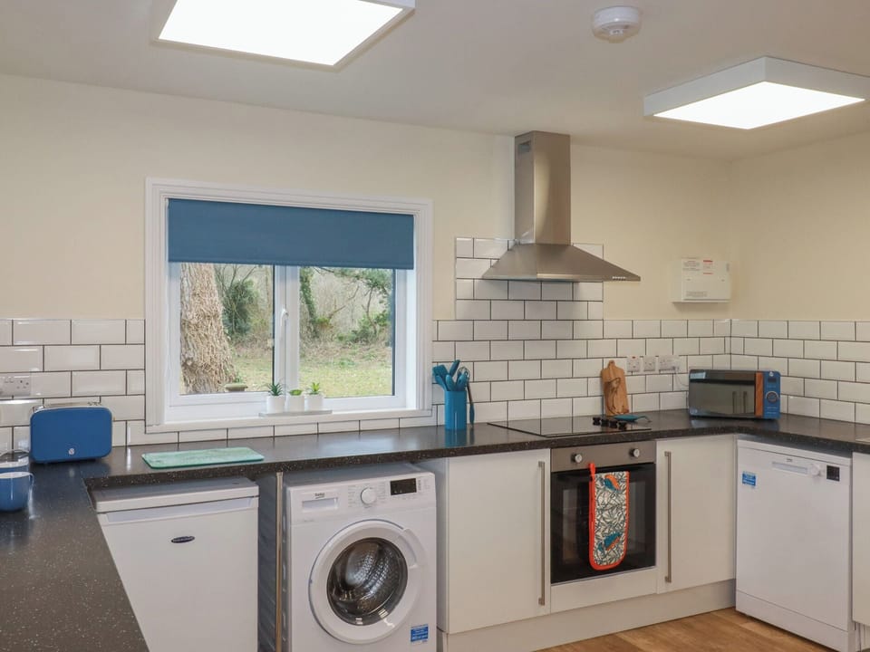 Fridge, dishwasher, electric kettle, toaster