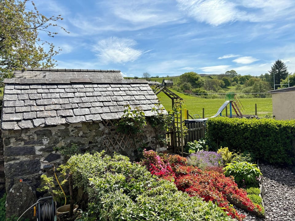 Cottage | Property grounds