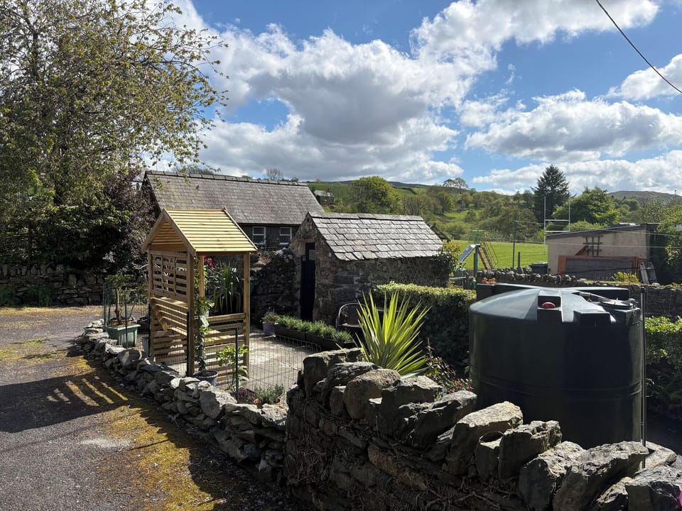 Cottage | Property grounds