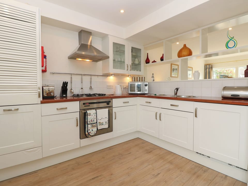 Fridge, microwave, dishwasher, toaster