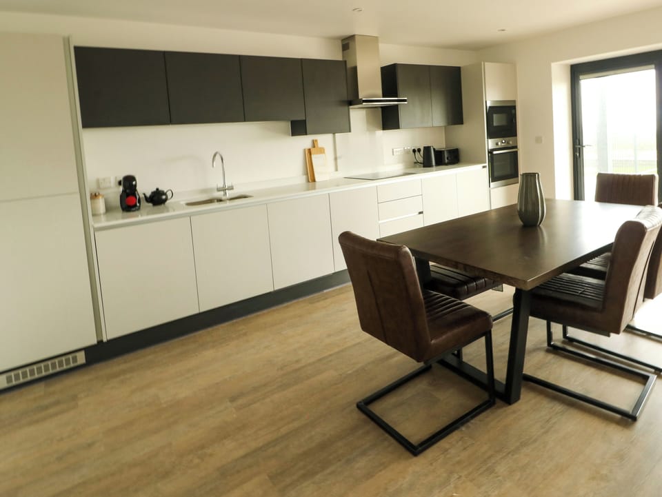 Fridge, dishwasher, electric kettle, toaster