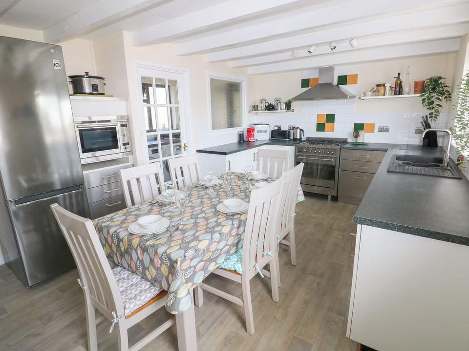 Fridge, dishwasher, electric kettle, toaster