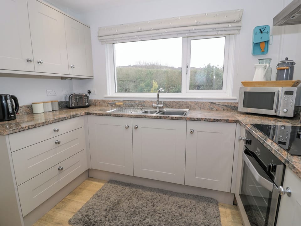 Fridge, dishwasher, electric kettle, toaster
