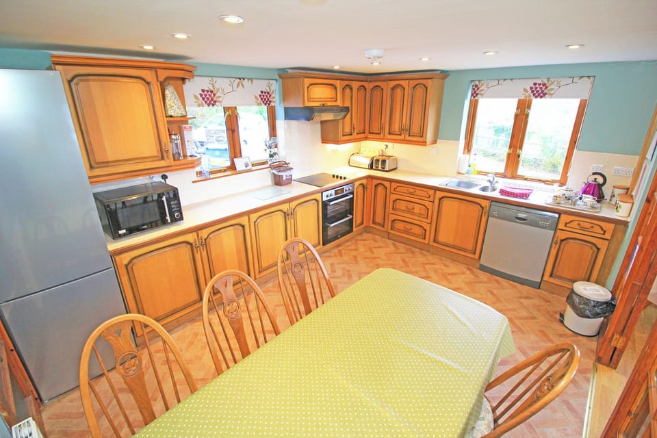 Fridge, dishwasher, electric kettle, toaster