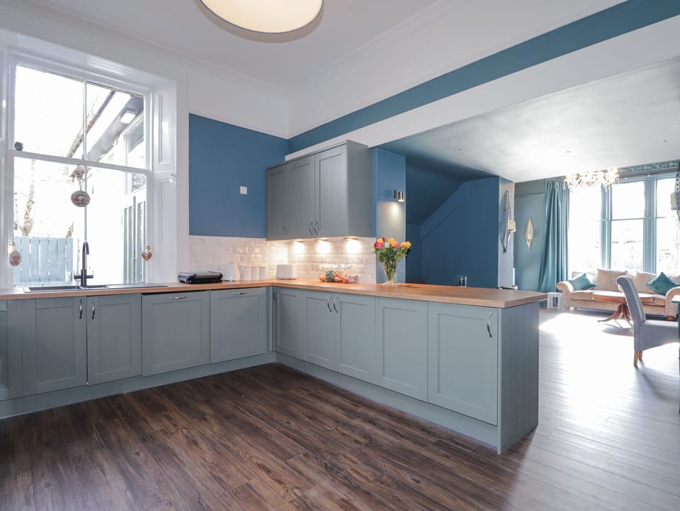 Cottage | Interior