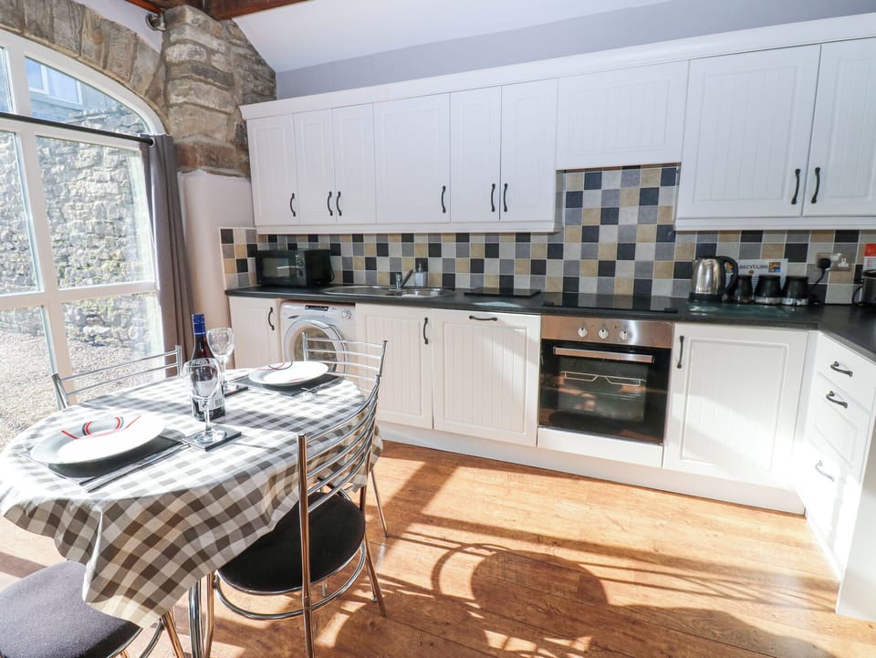 Fridge, dishwasher, electric kettle, toaster